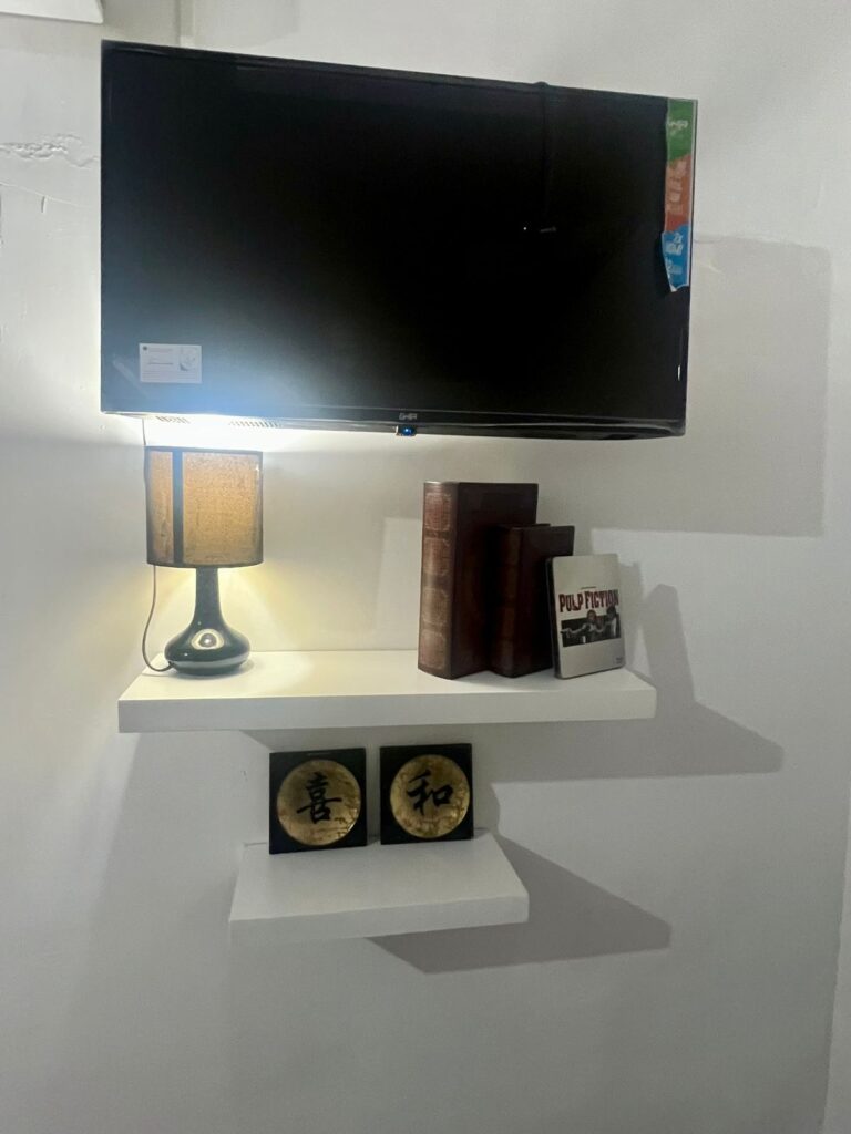 3d7e3e32-81be-4945-94e9-e0149e13149d